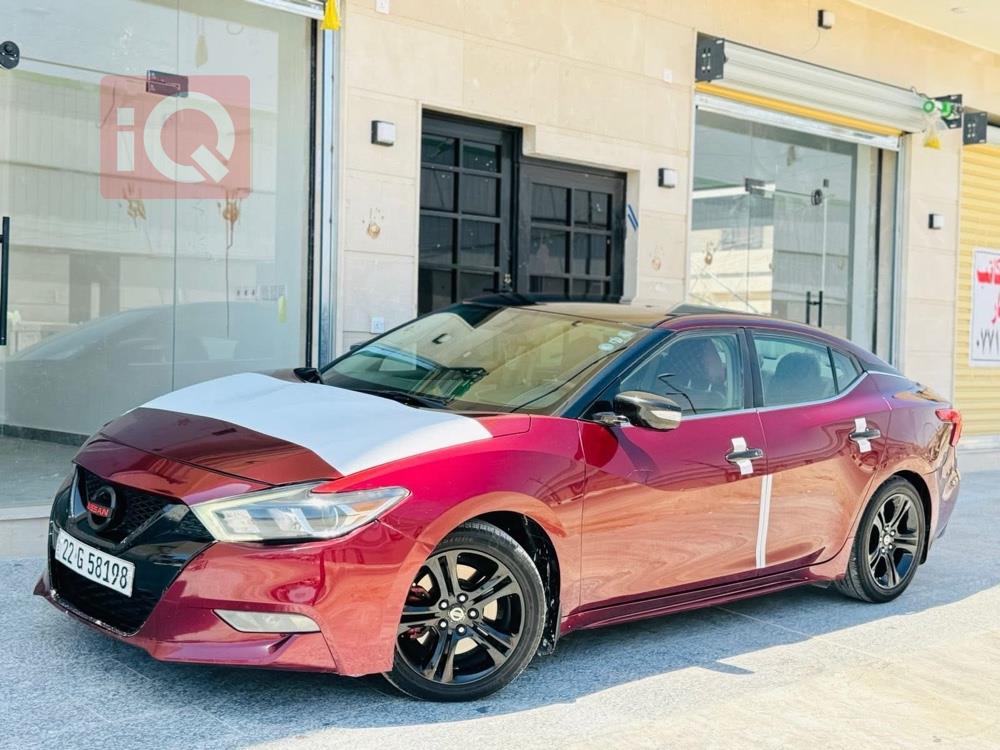 Nissan Maxima